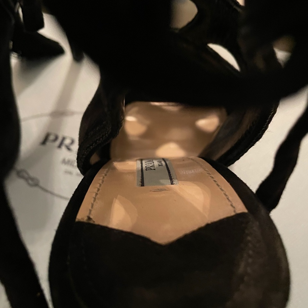 Prada - Picture 6 of 7